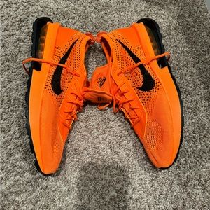 Nike Air Max Flyknit Racer Next
Nature